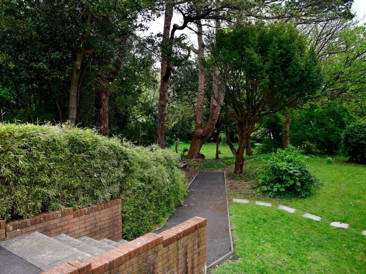 Pass The Keys Quiet Coastal Retreat Inbetween Langland & Caswell Swansea Exterior foto